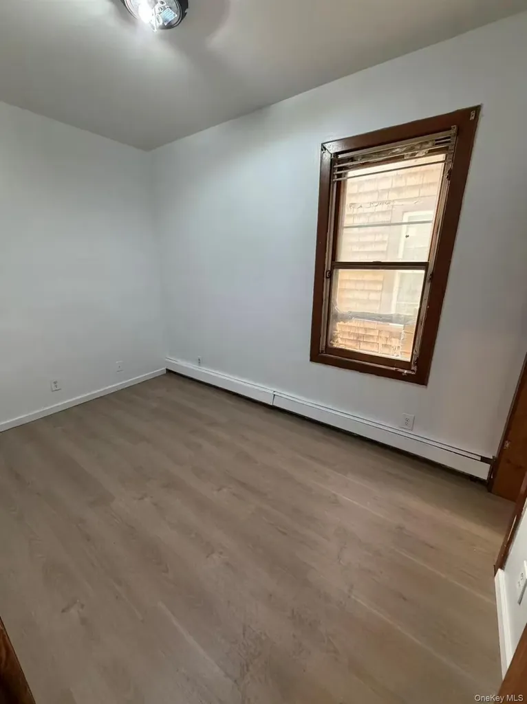 1580 Castleton Avenue Staten Island NY 10302
