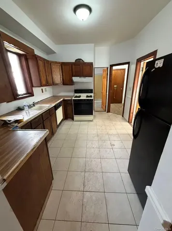 1580 Castleton Avenue Staten Island NY 10302