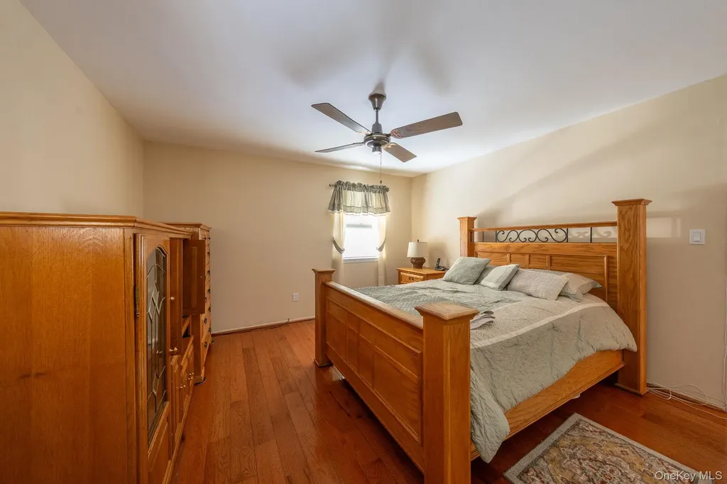 40 E Lincoln Avenue Massapequa NY 11758