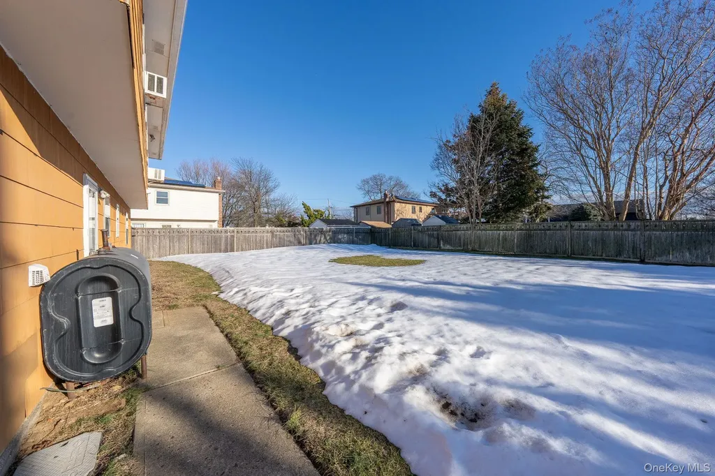 40 E Lincoln Avenue Massapequa NY 11758