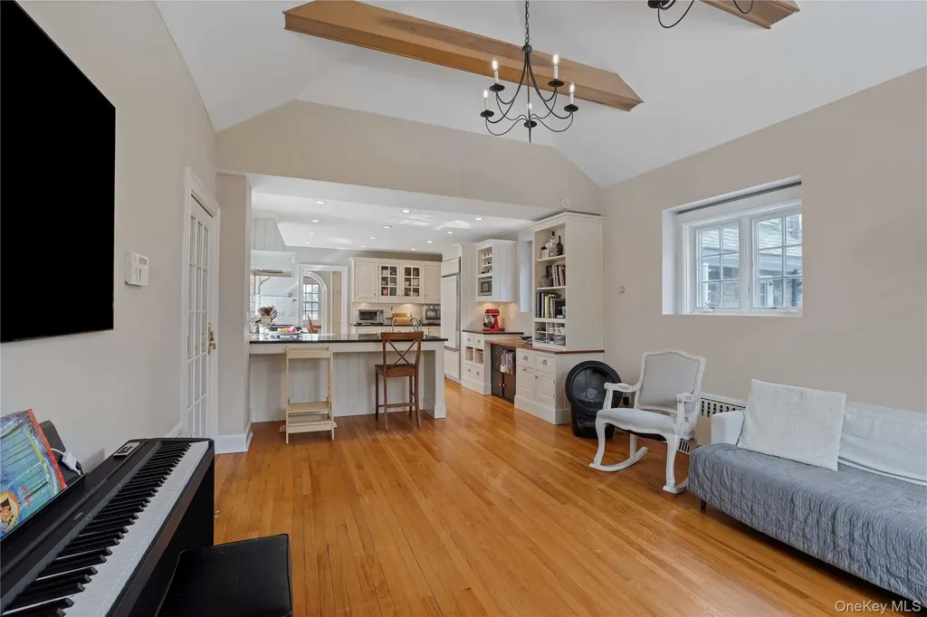 650 Ely Avenue Pelham NY 10803