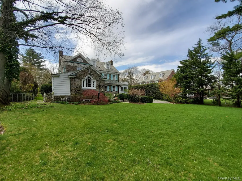 650 Ely Avenue Pelham NY 10803