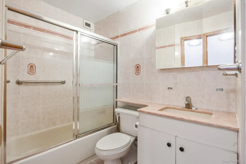 133-36 41st Road Flushing NY 11355