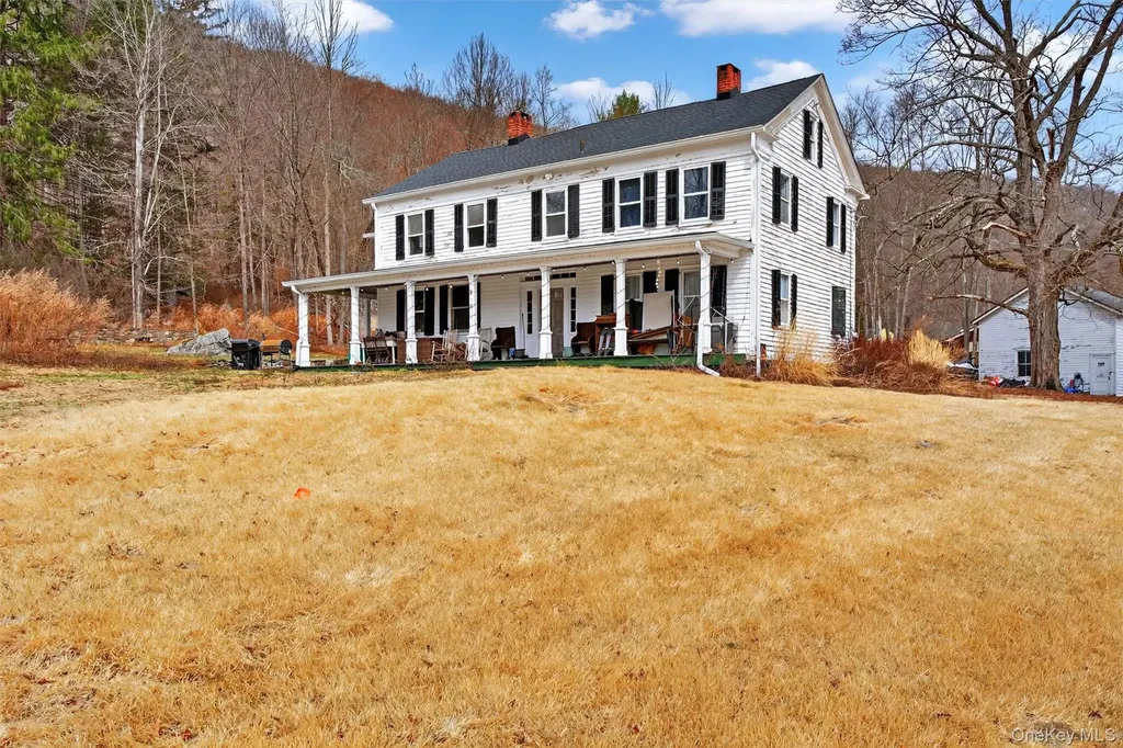 611 Peekskill Hollow Road Putnam Valley NY 10579