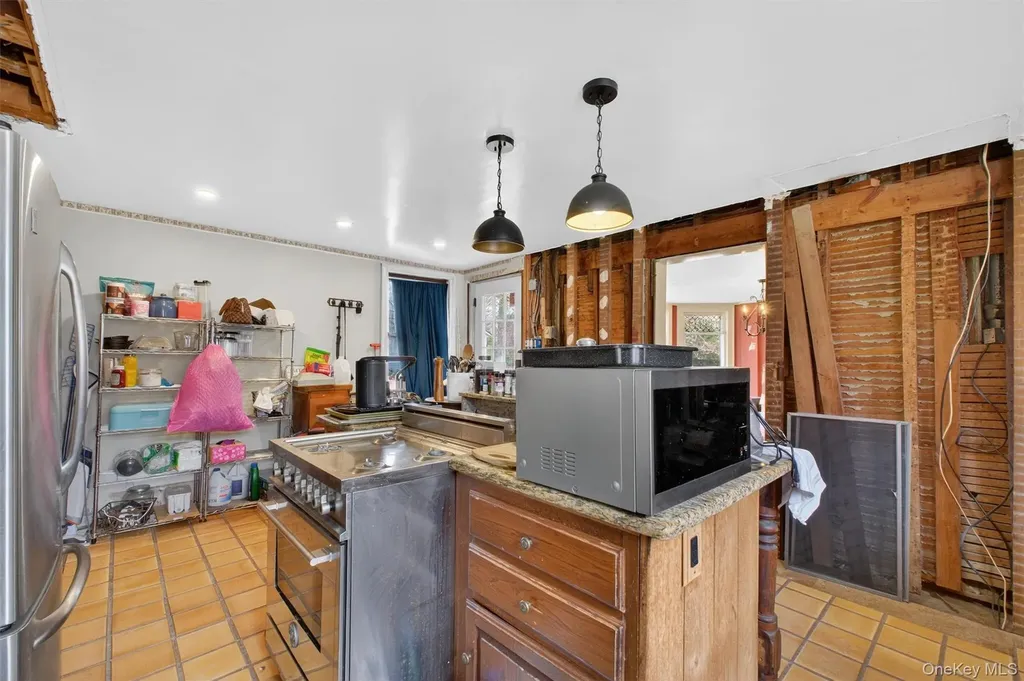 611 Peekskill Hollow Road Putnam Valley NY 10579