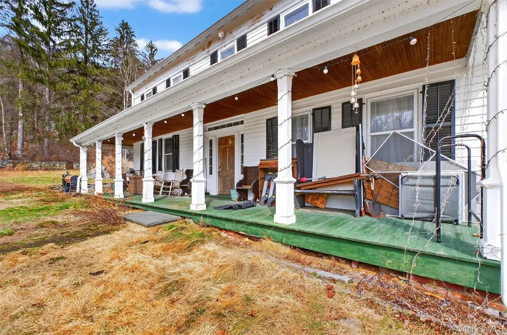 611 Peekskill Hollow Road Putnam Valley NY 10579