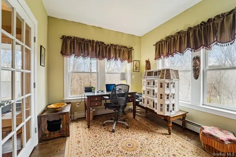 25 Navajo Trail Sloatsburg NY 10974