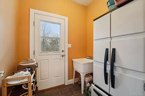 25 Navajo Trail Sloatsburg NY 10974