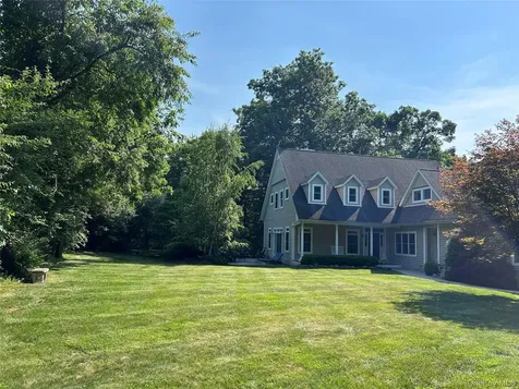 25 Navajo Trail Sloatsburg NY 10974