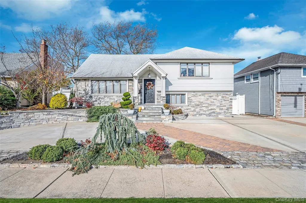 66 Virginia Avenue Oceanside NY 11572