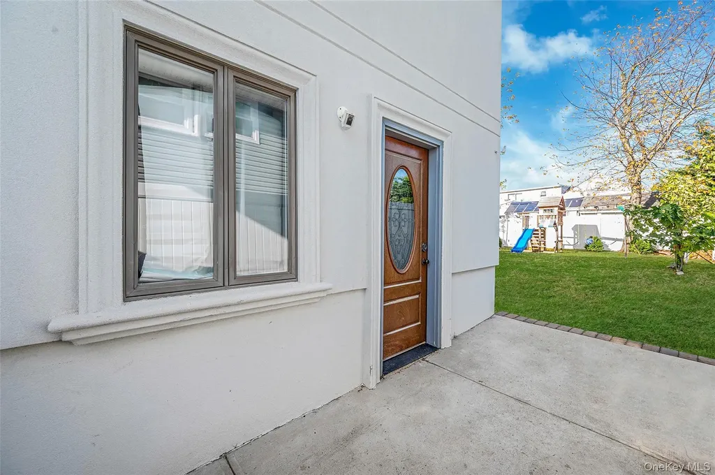 66 Virginia Avenue Oceanside NY 11572