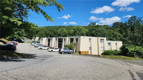 411 Fox Run Lane Carmel NY 10512