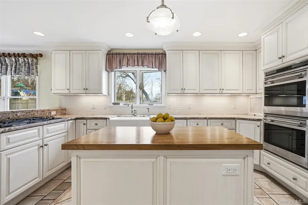 4 Ellis Court Rye NY 10580