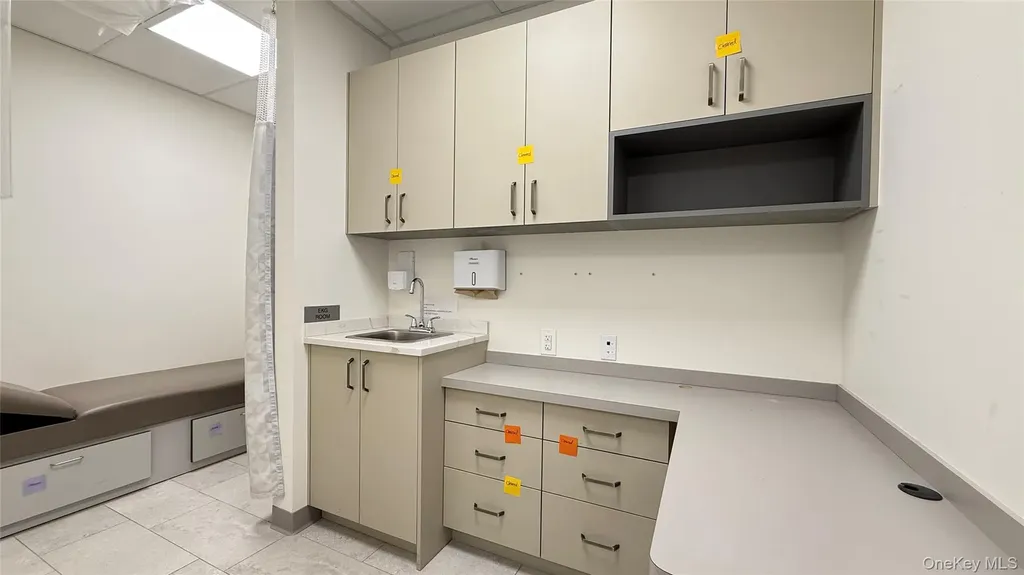 142-38 37th Avenue Flushing NY 11354