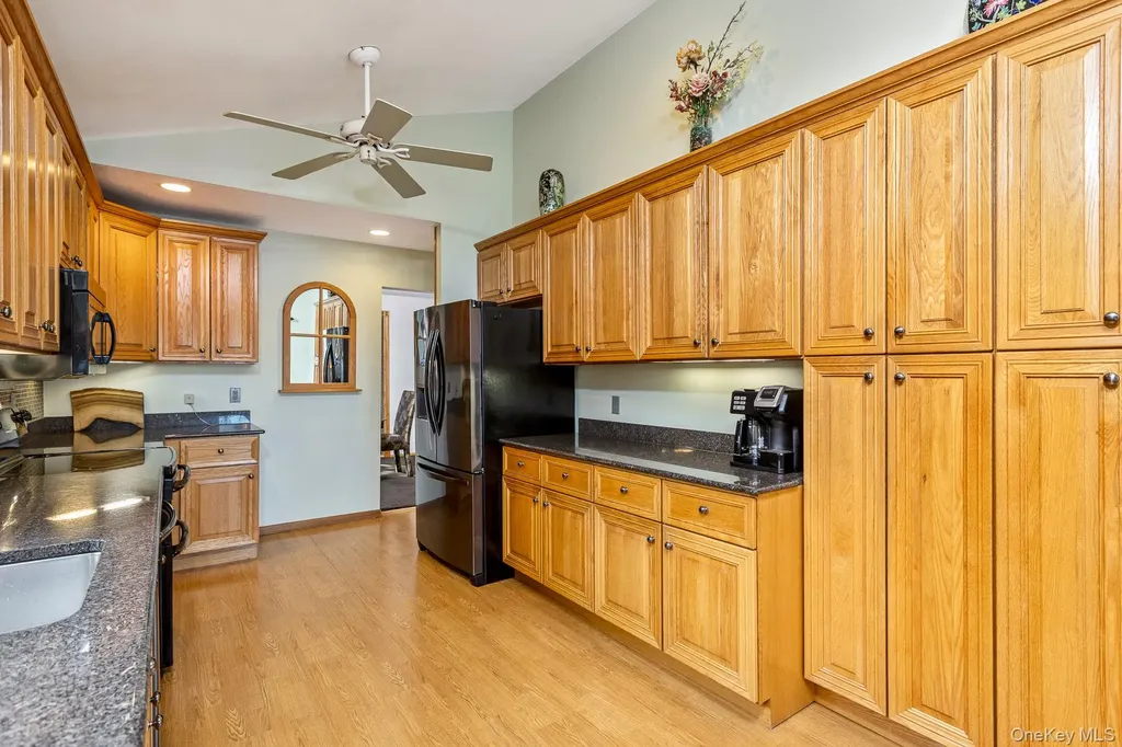 173 Fifty Acre Road S Smithtown NY 11787