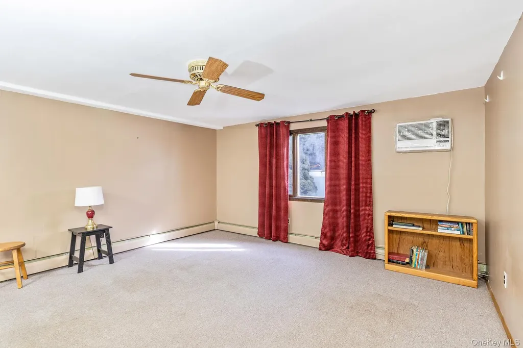 173 Fifty Acre Road S Smithtown NY 11787