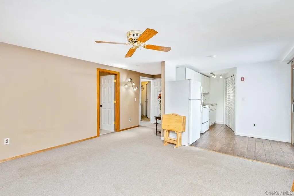 173 Fifty Acre Road S Smithtown NY 11787