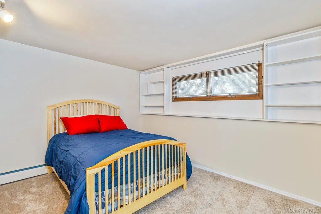 173 Fifty Acre Road S Smithtown NY 11787