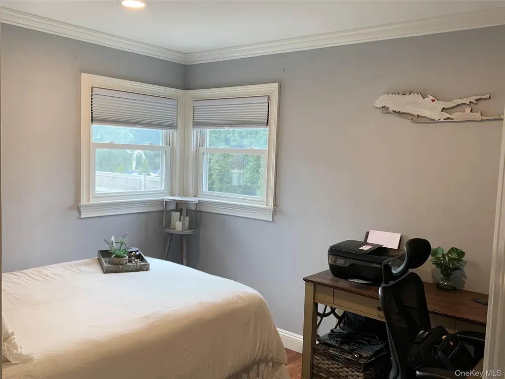 6 Robinson Street Shoreham NY 11786