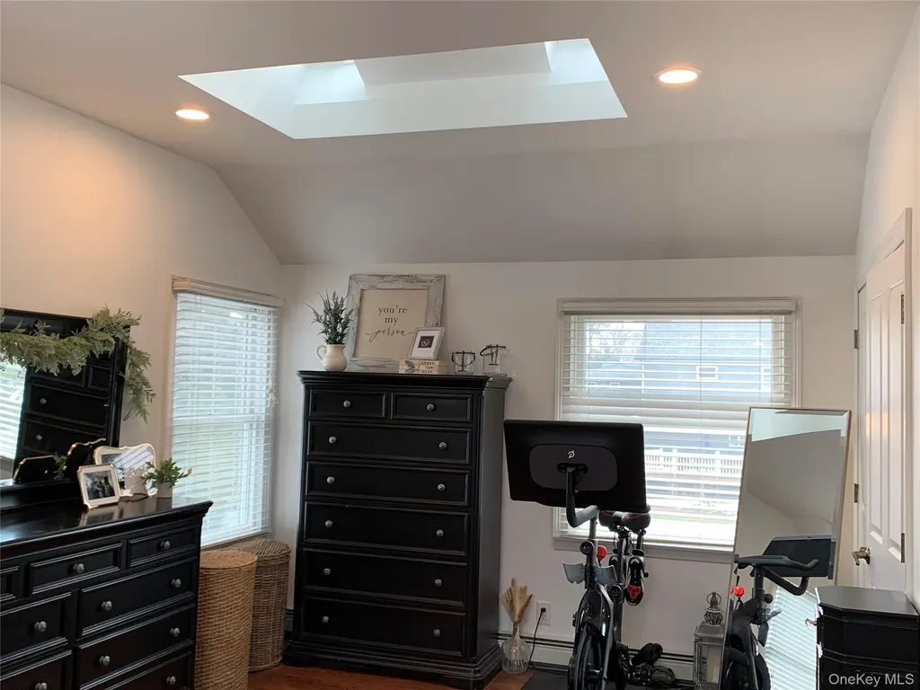 6 Robinson Street Shoreham NY 11786