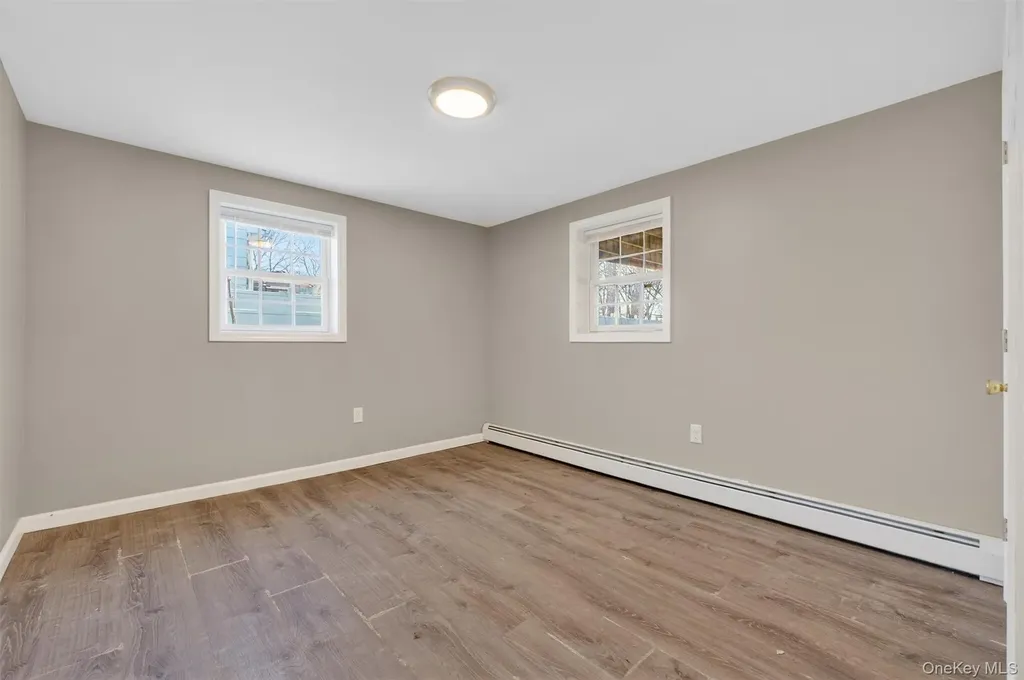 19 Split Tree Drive New Windsor NY 12553