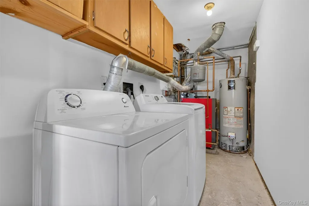 19 Split Tree Drive New Windsor NY 12553