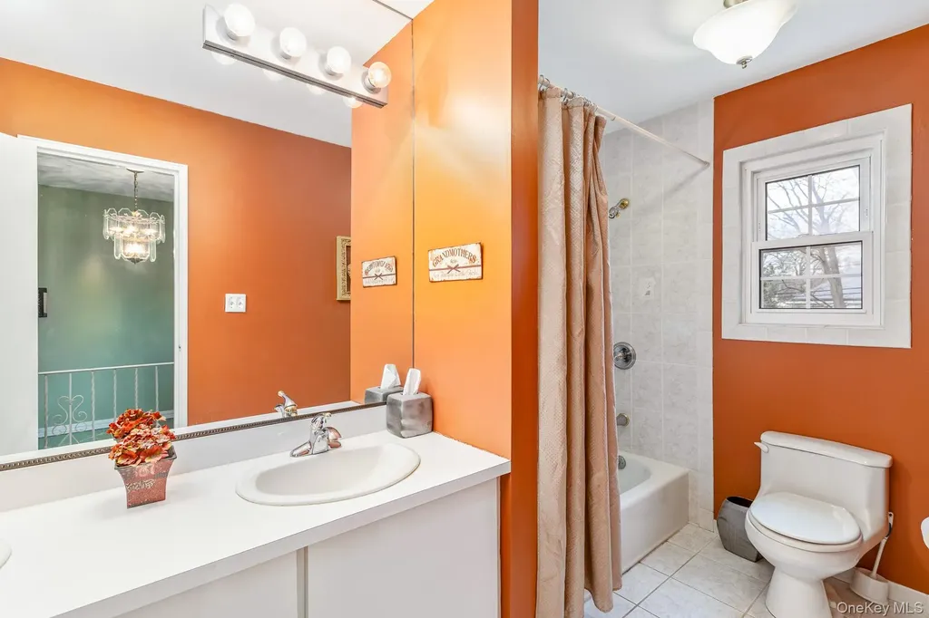 61 Hurtin Boulevard Smithtown NY 11787