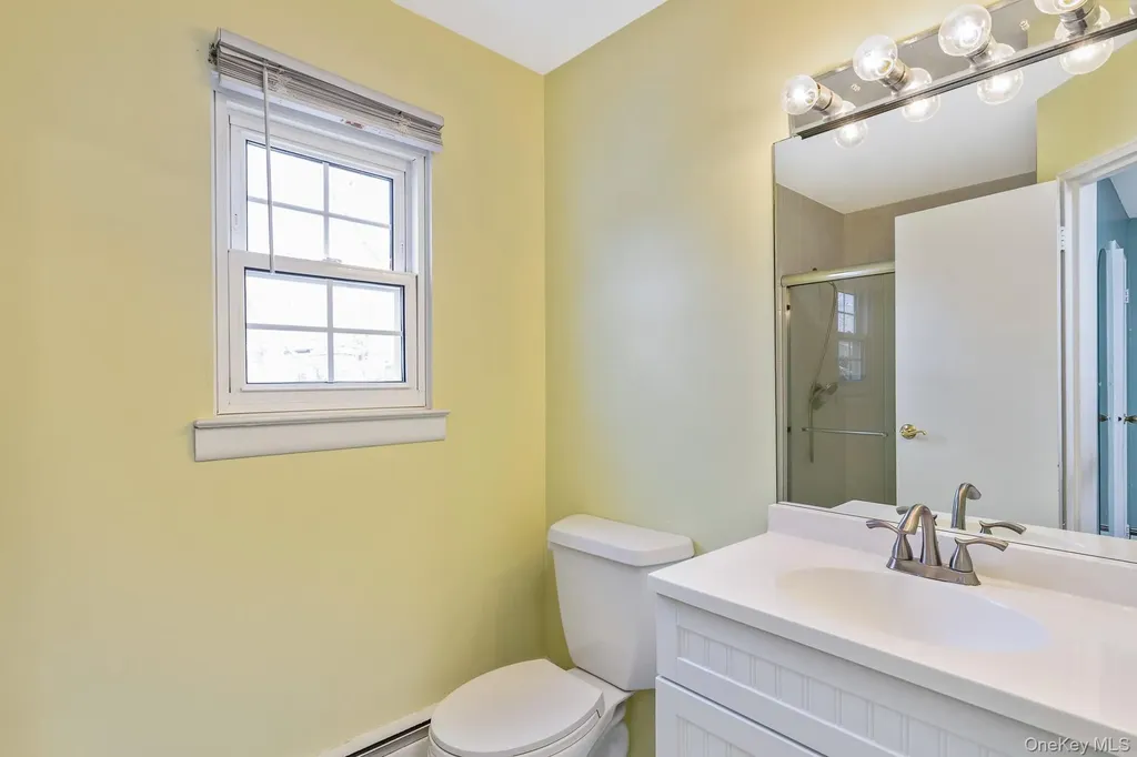 61 Hurtin Boulevard Smithtown NY 11787