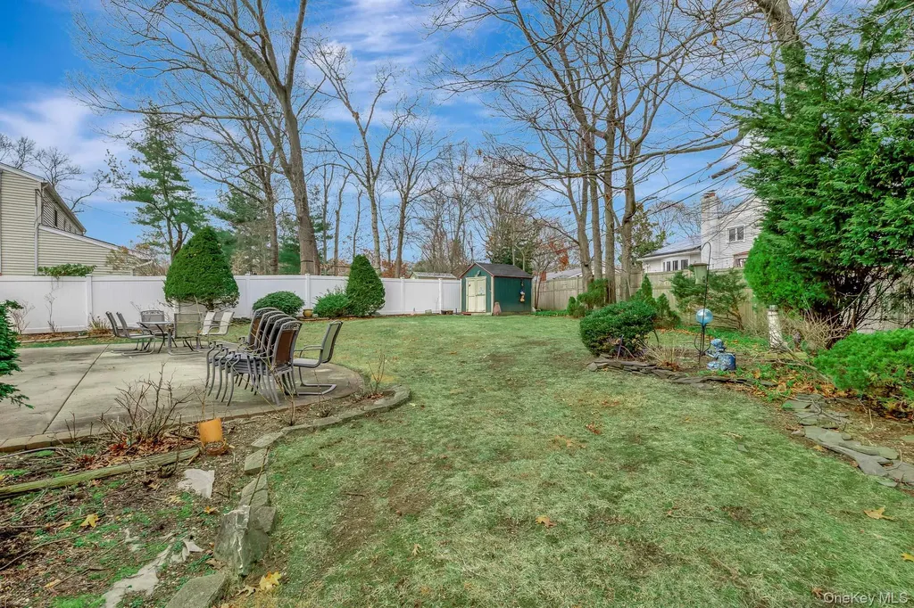 61 Hurtin Boulevard Smithtown NY 11787