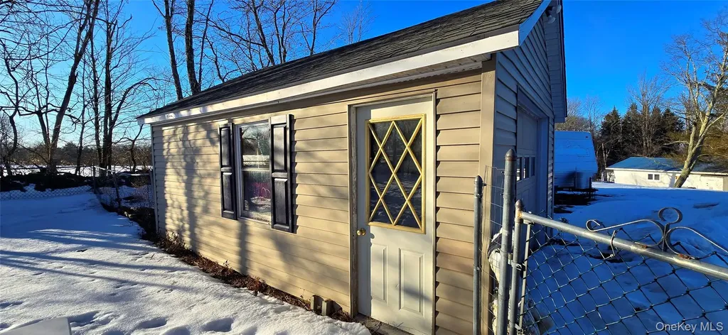 325 Mueller Road Cochecton NY 12726