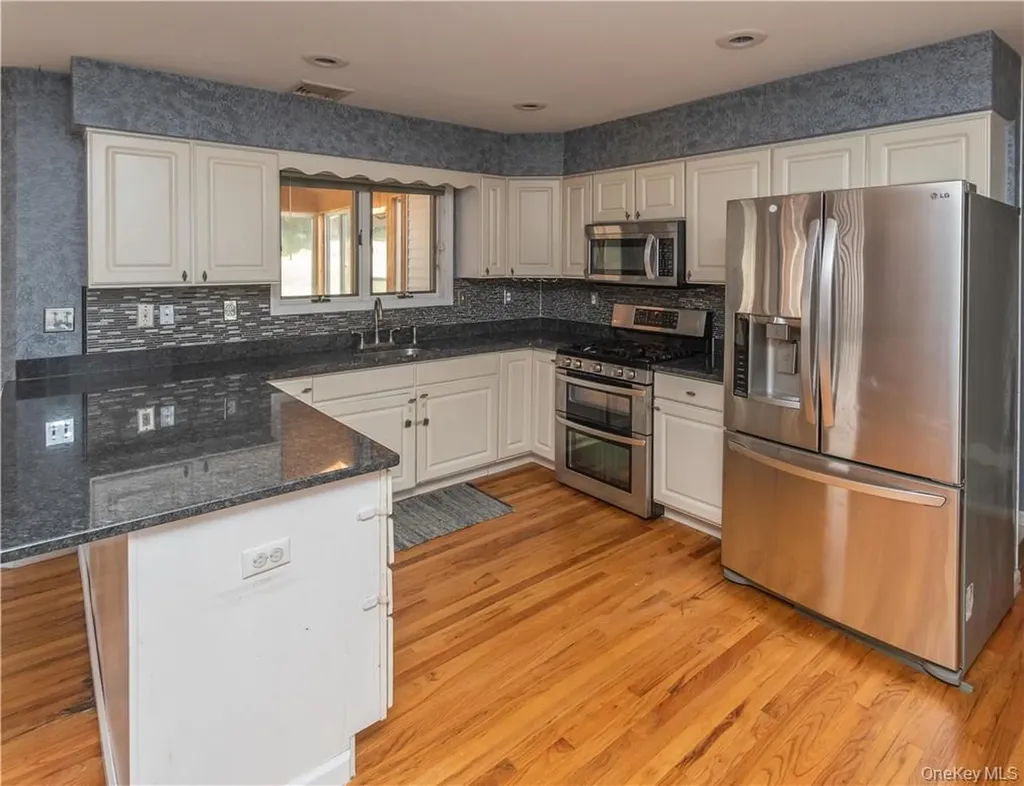 11 Peterson Road Monroe NY 10950