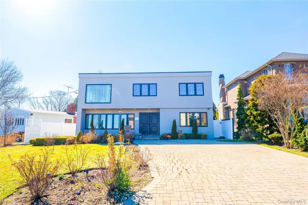 149-62 Powells Cove Boulevard Whitestone NY 11357