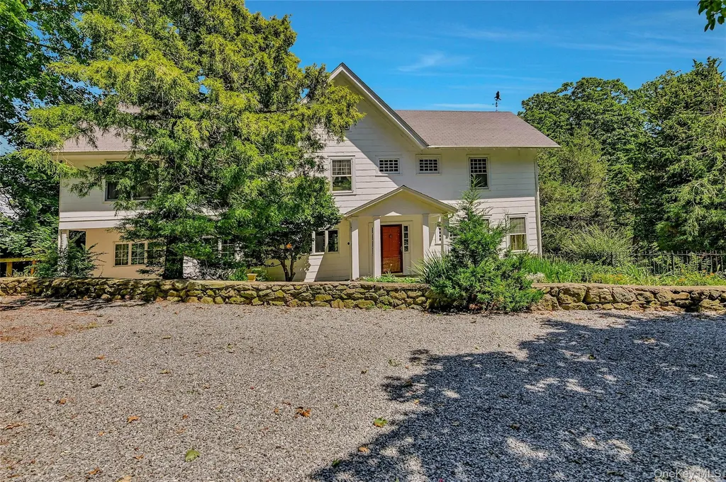 825 Munn Lane Orient NY 11957