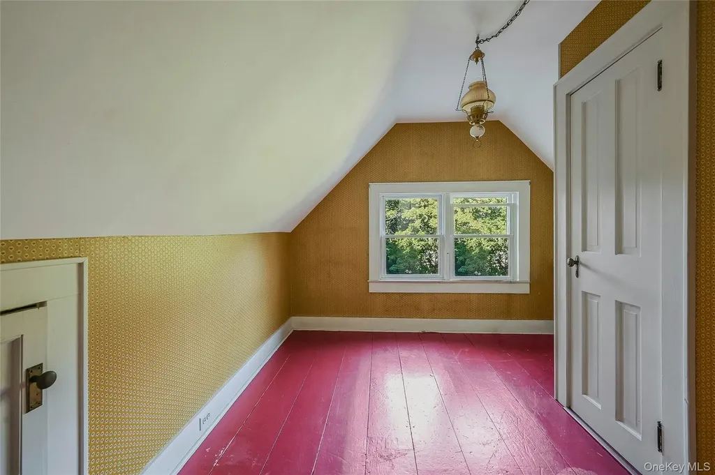 825 Munn Lane Orient NY 11957