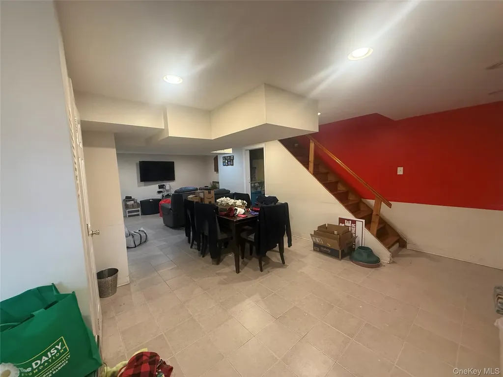 2171 Arthur Avenue Bronx NY 10457
