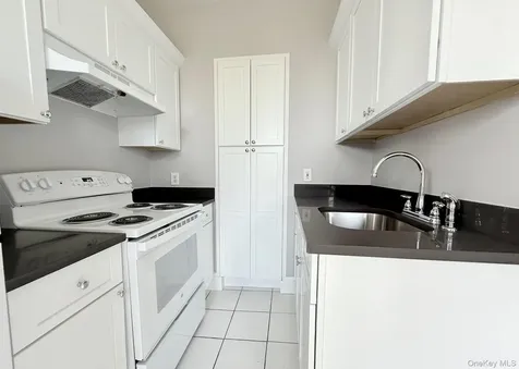 132 W Boston Post Road Mamaroneck NY 10543