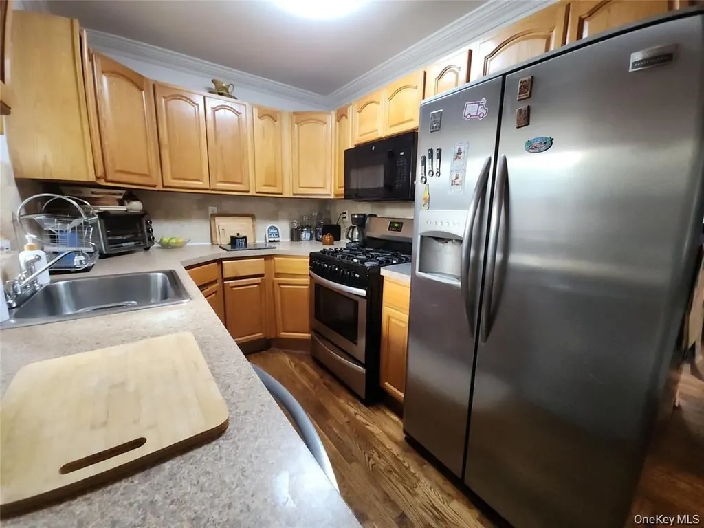 101 Longstreet Avenue Bronx NY 10465