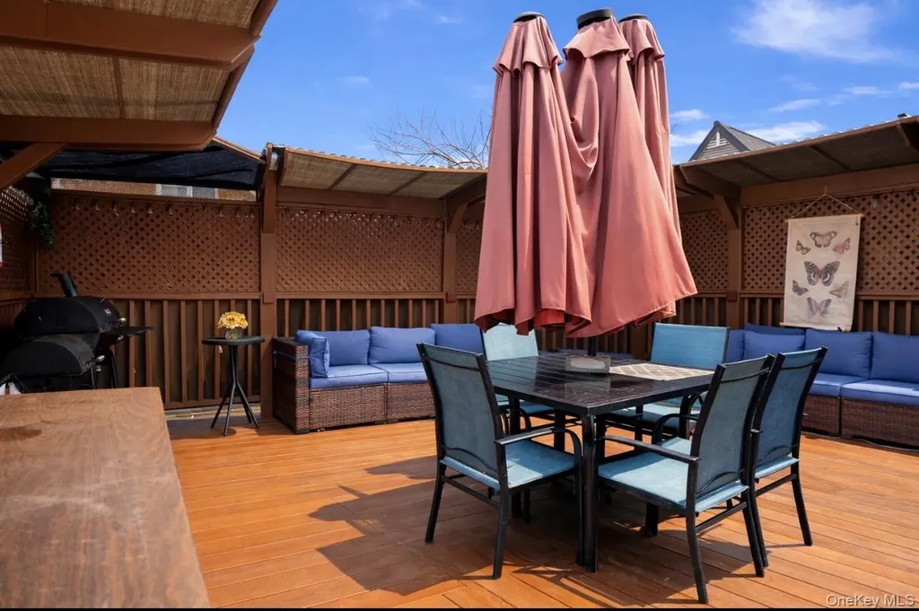 1925 Radcliff Avenue Bronx NY 10462
