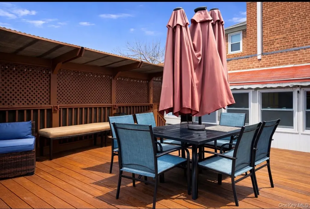 1925 Radcliff Avenue Bronx NY 10462