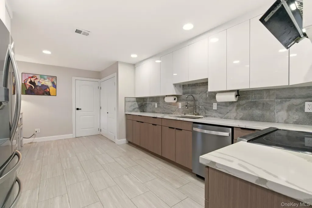261 Vista Drive Jericho NY 11753
