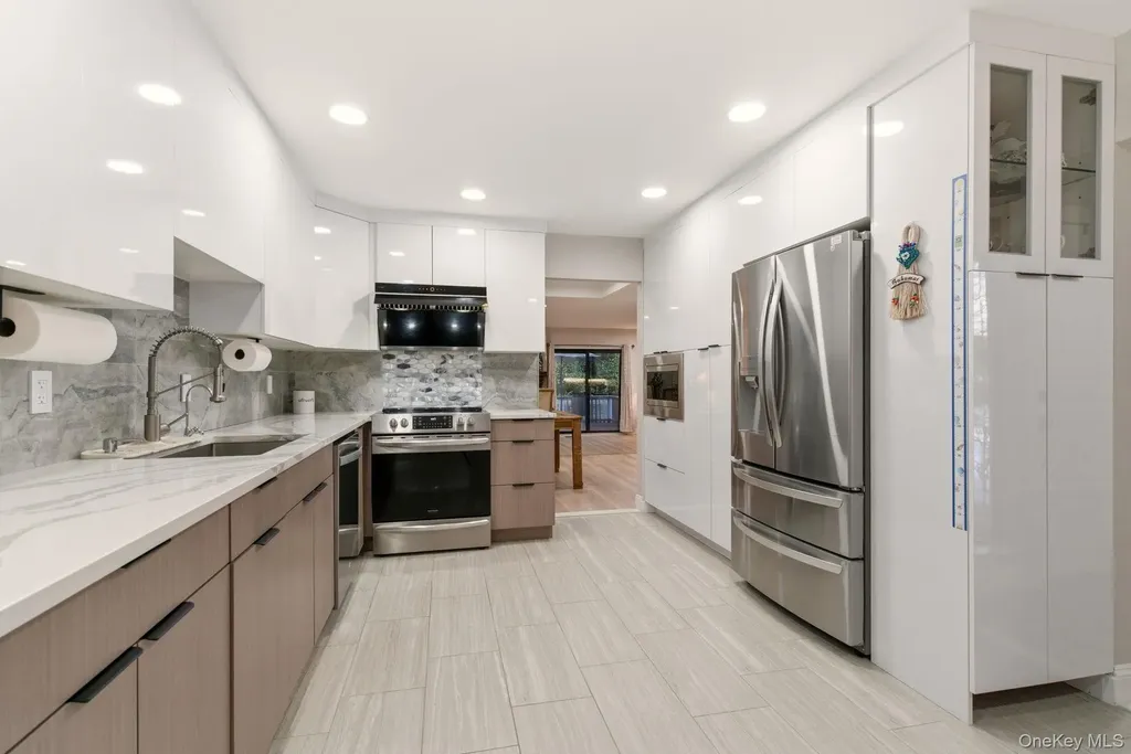 261 Vista Drive Jericho NY 11753