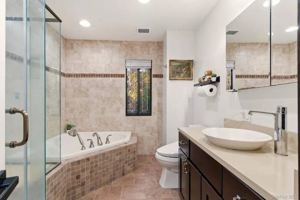 261 Vista Drive Jericho NY 11753