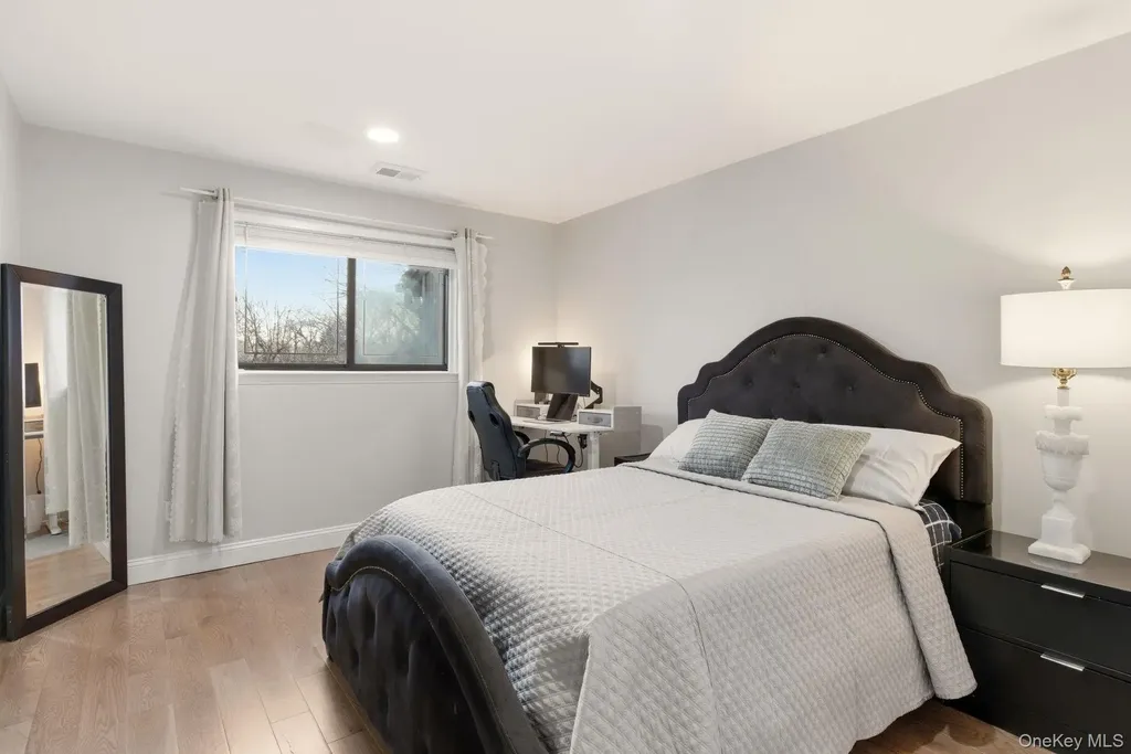 261 Vista Drive Jericho NY 11753