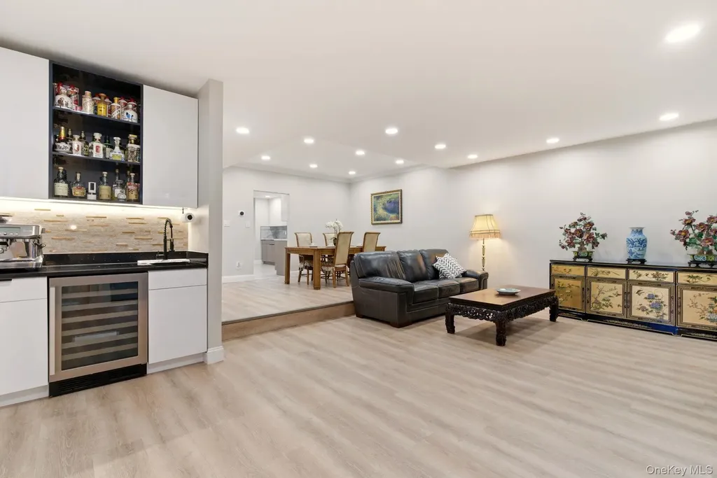 261 Vista Drive Jericho NY 11753