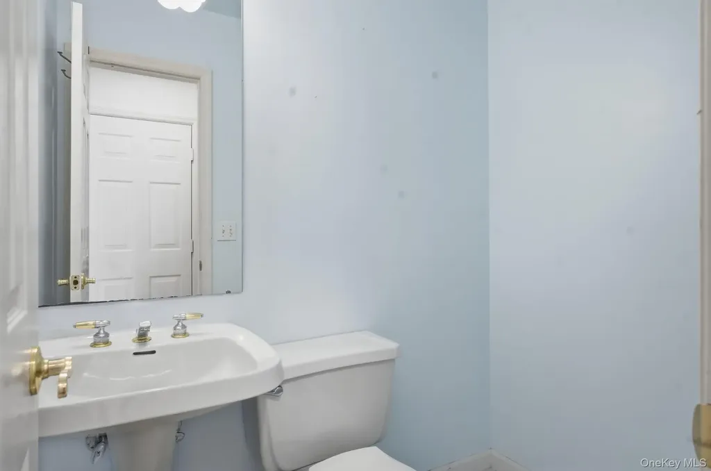 39 Deer Crossing Drive Fishkill NY 12524