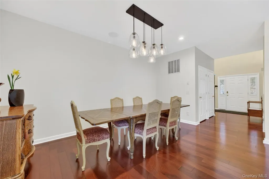 136 N River Drive Beacon NY 12508