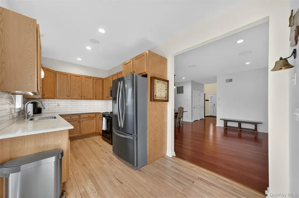 136 N River Drive Beacon NY 12508