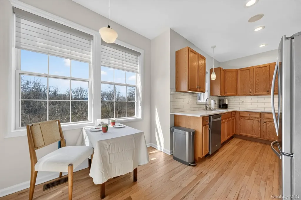 136 N River Drive Beacon NY 12508