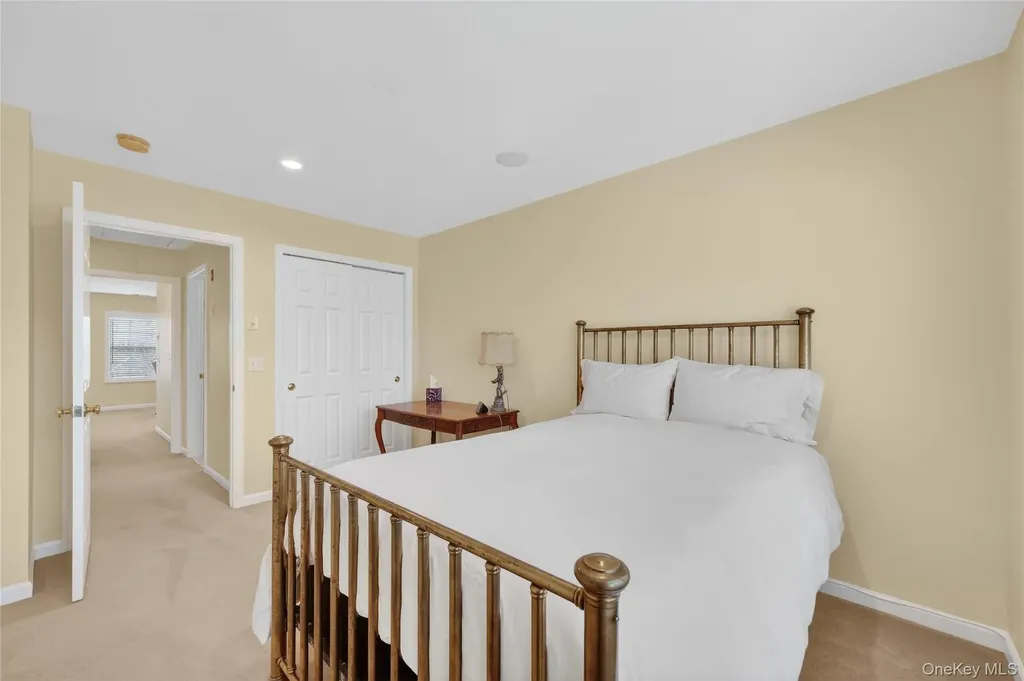 136 N River Drive Beacon NY 12508