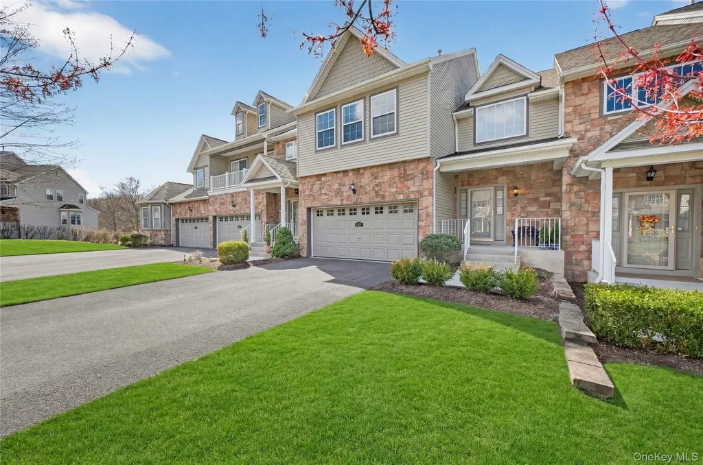 136 N River Drive Beacon NY 12508